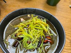 -云海肴·汽锅鸡·云南菜(天山百盛优客店)