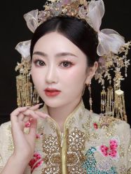 -洋洋婚纱品牌集合店