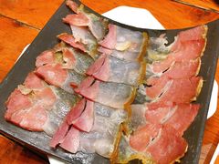 瓦片嘎嘎肉-老滇山寨•云南特色菜•地方菜•民族风情歌舞表演(世纪金源店)