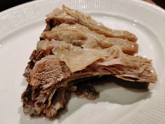 手抓羊肉-贯贯吉·清真餐厅(浙江中路店)