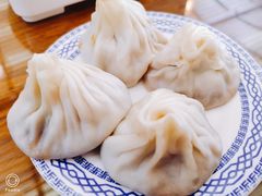 -笑来喜馄饨小笼工坊店(湖滨街店)