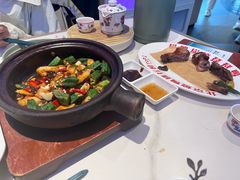 秋葵山药啫啫煲-南拳十三姨·潮汕砂锅粥·粤菜(西单大悦城店)