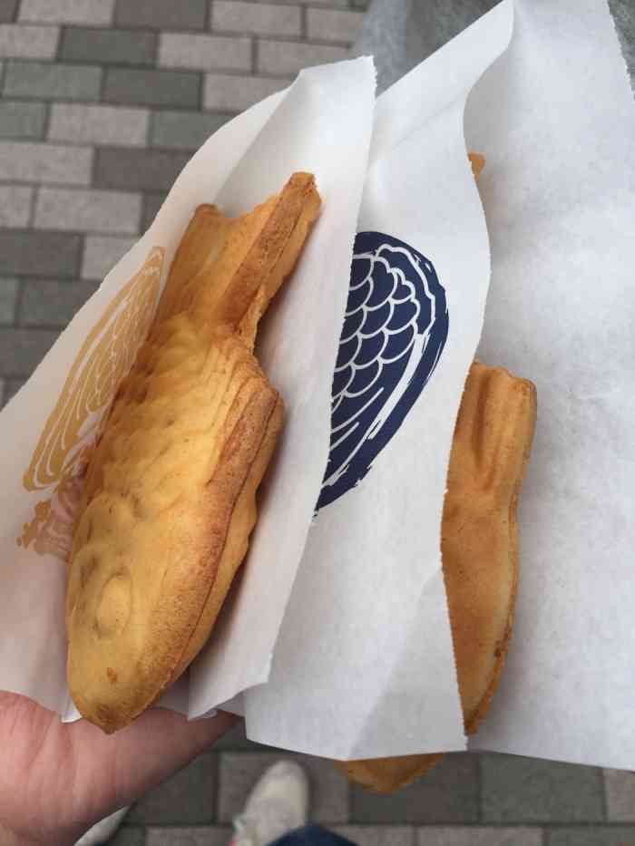 鸣门鲷焼本舗(末広町店)-"来打卡角川书店,对面就有家鸣门鲷鱼烧,是.