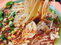 -董记冒节子肥肠粉