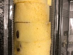 -红宝石·鲜奶小方·海派西点房(南丹店)