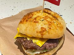 -必胜客(WOW中心城店)