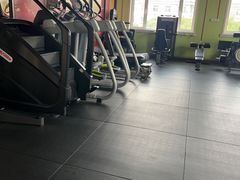 -英特健身俱乐部