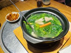 土猪肉浸桑叶苗-猪腰世家·粤菜猪腰汤(江西路店)