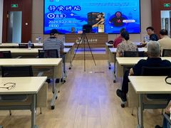 -上海市静安区图书馆(新闸路馆)