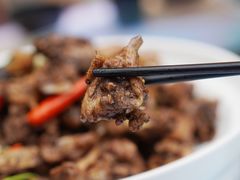 -刘姐啤酒鱼民族演艺餐厅(西街总店)