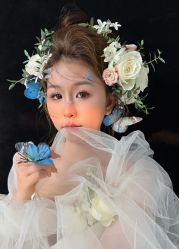 点击看大图 -挪娅婚纱摄影皇家会所