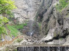 -燕子河大峡谷天坑仙境