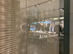 -Acne Studios(芮欧百货店)
