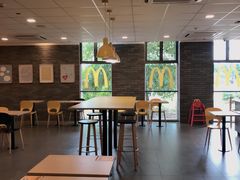 大堂-麦当劳(石坝服务区店)