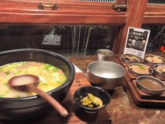 -银米·云南传统过桥米线(双廊黑金冠店)
