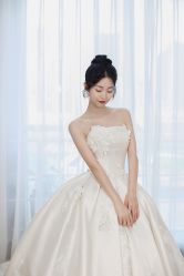 -台湾蔡美月婚纱租赁