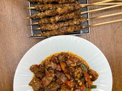 -云海肴·汽锅鸡·云南菜(天山百盛优客店)