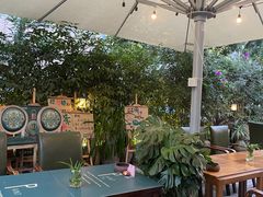 -莉莉家的音乐花园餐吧(航空路店)