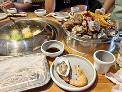 -锅老头海鲜铁锅炖