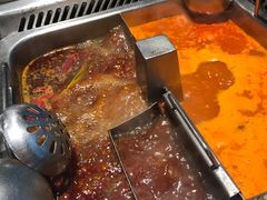 -海底捞火锅鲜切牛肉主题店(长寿路店)