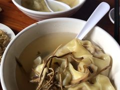 -忆秦园小笼包(惠山古镇总店)