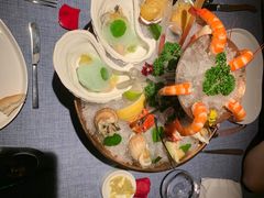 -弦月窗LUNETTE BY AMANDA(复兴路店)