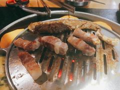 秘制开片五花肉-哈哈碳都·牛肋条无限自助烤肉(宝龙店)