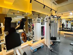 -GYMPLUS私教健身会馆(大悦城店)