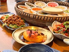 -包整·丝娃娃(一览甲秀楼风景店)