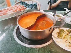招牌冬阴功火锅-集渔·泰式海鲜火锅(太原里店)
