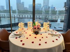 -MONICH牛排融合餐厅(和义大道购物中心店)