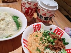 -周小波重庆小面·重庆名小吃(邹容路店)