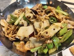 -百荣世贸商城