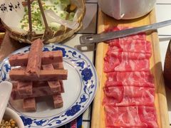 -热火朝天鲜切牛肉火锅(南强街巷店)