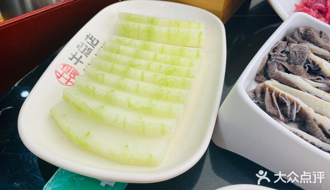 玩完玄武湖正好过来吃了。- 吊龙非常嫩，肉质非常不错