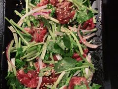 秘制香菜牛肉-嘿嘟嘟·肋条烧肉放题(爱融荟城店)