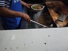 -清真·白家牛肉罩火烧老店(育才街店)