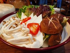 -老牌坊云南鱼豆花火锅(嵩山店)