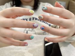 点击看大图 -POINT服务季·点睛创意美甲沙龙