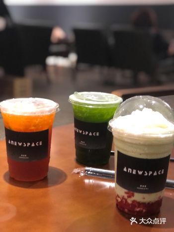 怎么说呢 环境很安静 非常适合聊天 交流 