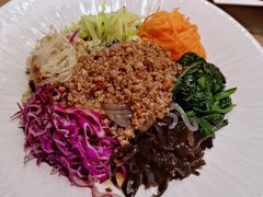 东北家凉-山楂树融合菜餐厅