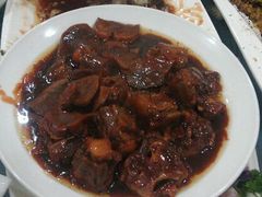 红烧牛舌尾-天津乾毓德饭庄·清真传统炒菜·海鲜烧烤(咸阳路店)