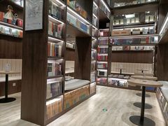 -钟书阁(群光广场店)