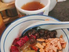 -得意咚瓜·顺德鱼生·冬瓜火锅(深圳首店)