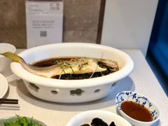 雪菜蒸小黄鱼-泉上·发现DISCOVERY ·黔菜餐厅(银海元隆广场店)