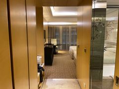 -上海宝华万豪酒店
