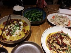 -十三式重庆江湖菜(金茂览秀城店)