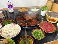 -谭记重庆老火锅(总店)