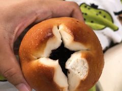 -沁屋面包店(人民东路店)