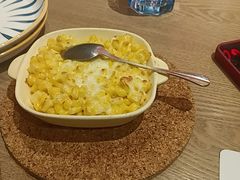 -必胜客(上海华谊新所店)